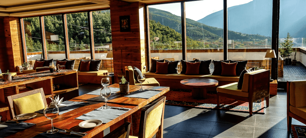 The Postcard Dewa | Untold Story Travel